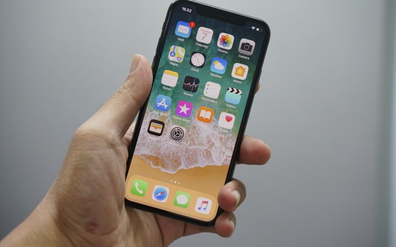 Complete Checklist for Buying a Used iPhone in Kenya
